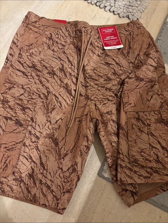 Levi's Other - Levi Strauss Cargo Shorts (NEW)
